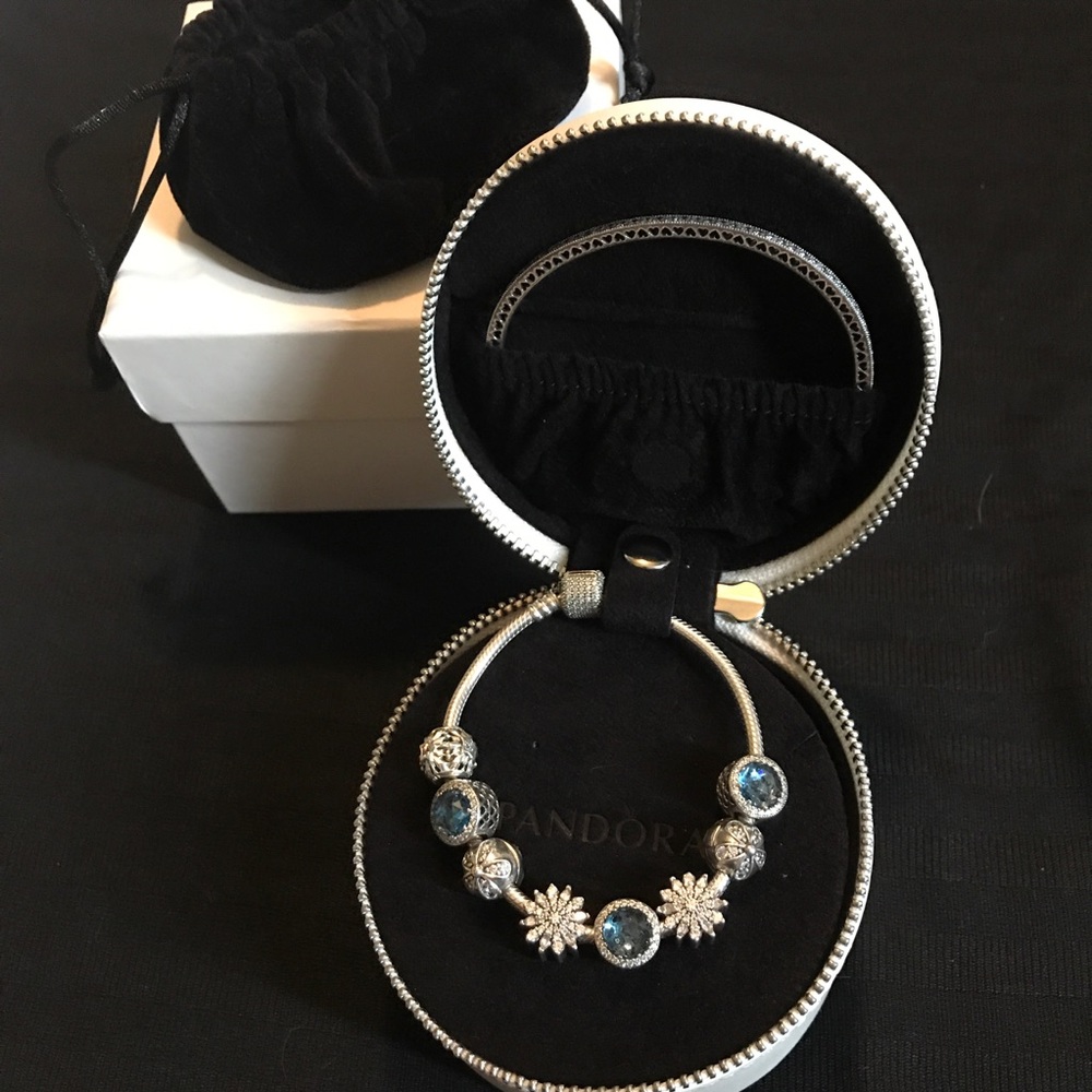 PANDORA Travel Jewelry Box